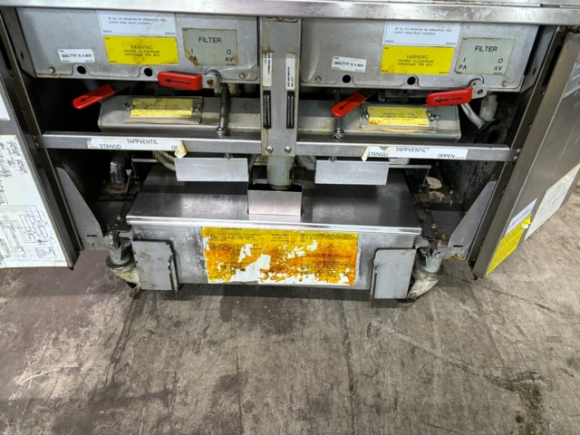 899804-6 Frymaster double fryer, 4 baskets