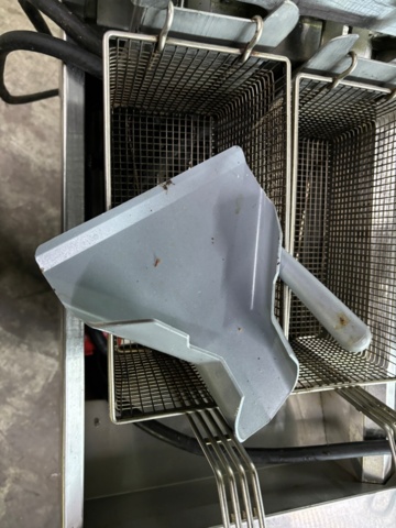 899804-8 Frymaster double fryer, 4 baskets