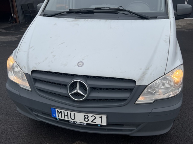 1051821-9 Mercedes-Benz Vito 110 CDI 2.8t - 2012