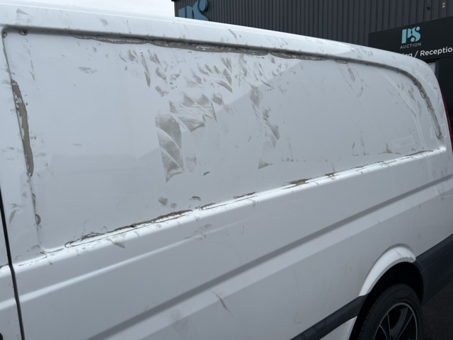 1051821-11 Mercedes-Benz Vito 110 CDI 2.8t - 2012