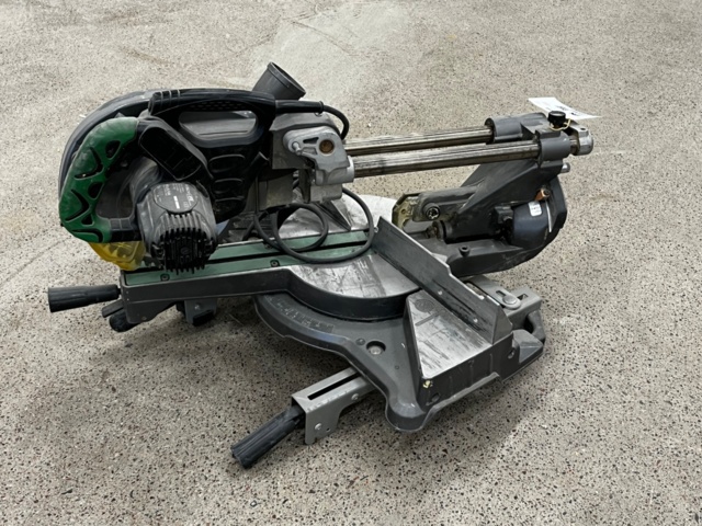 1144902-3 Miter saw, Hitachi C8FSE