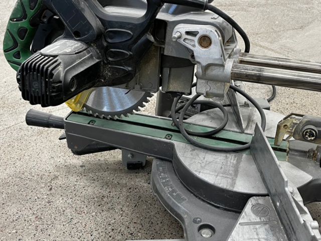 1144902-7 Miter saw, Hitachi C8FSE