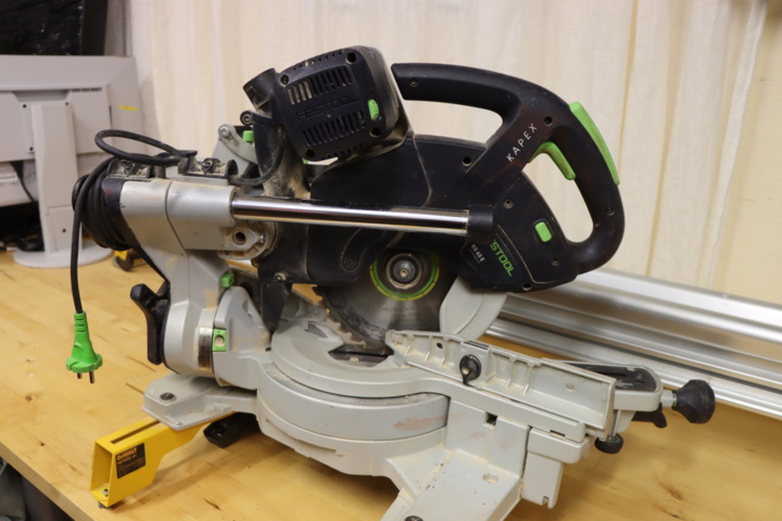 1139934-3 Festool KS60E Miter Saw with Dewalt Saw Bench