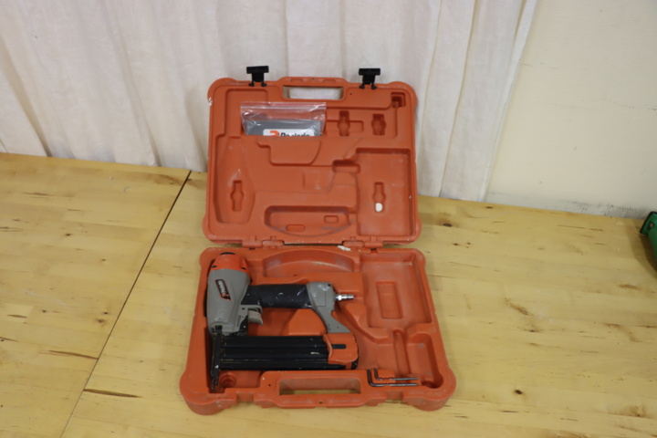 1139955-2 Paslode FN1850 Dyckert pistol