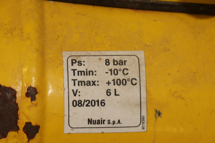 1139963-5 Stanley 1.5hp 6l, 8bar compressor