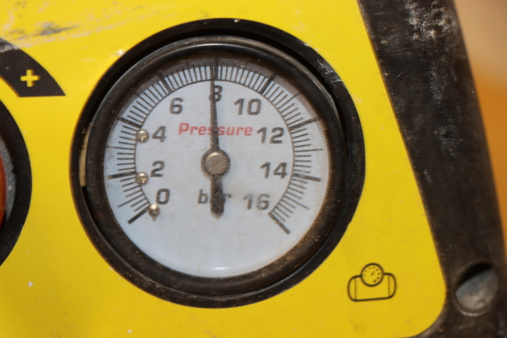 1139963-6 Stanley 1.5hp 6l, 8bar compressor