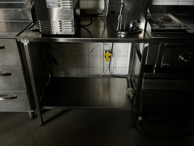 1144974-1 Rostfri arbetsbänk