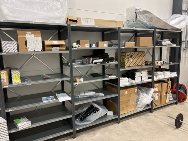 1051826-19 Lot with spare parts stock for Fiat, Jeep, Alfa Romeo and more