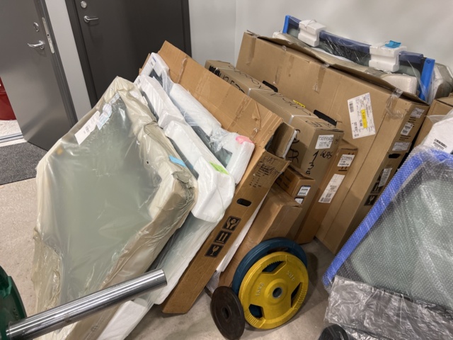 1051826-22 Lot with spare parts stock for Fiat, Jeep, Alfa Romeo and more