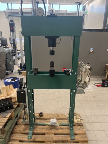 1051839-2 Verkstadspress Compac