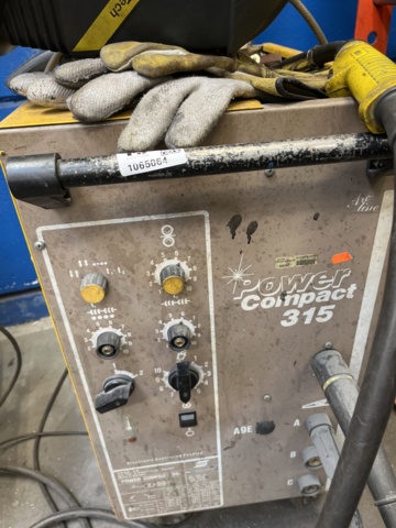 1065064-11 Mig-Svets Esab Power Compact 315 ECF