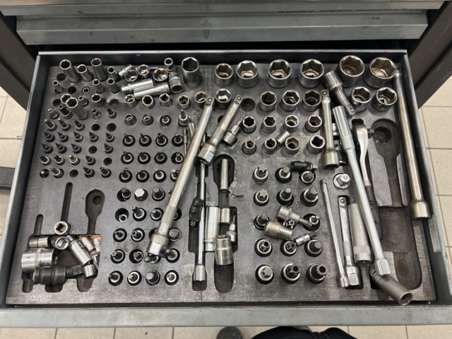 1051864-4 Tool Cart with Contents - Sonic S9