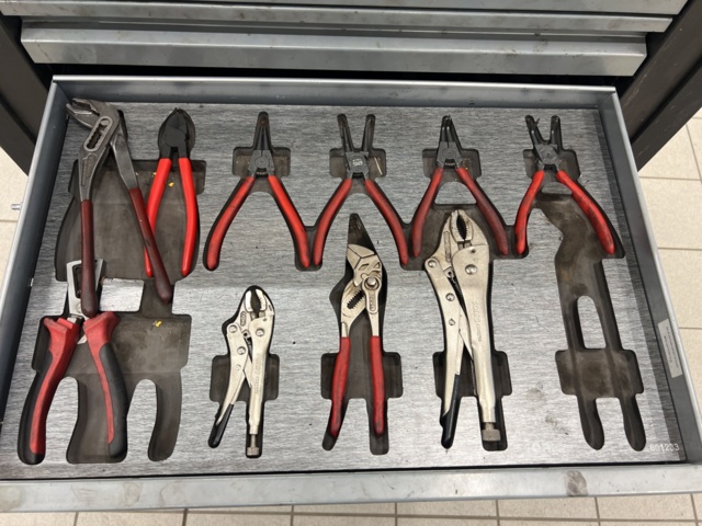 1051865-5 Tool Cart with Contents - Sonic S9