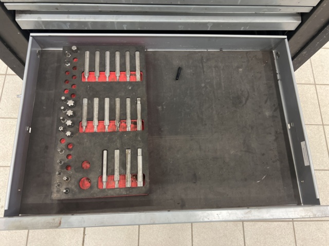 1051865-7 Tool Cart with Contents - Sonic S9