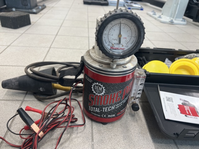 1051892-2 Leak detector Smoke Pro Total-Tech