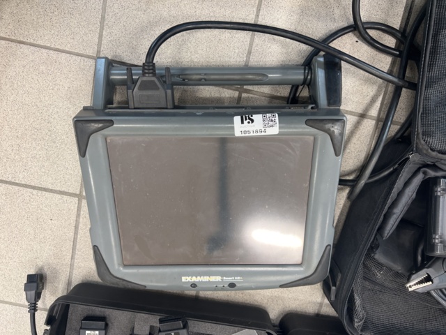 1051894-2 Diagnostic tools and connectors