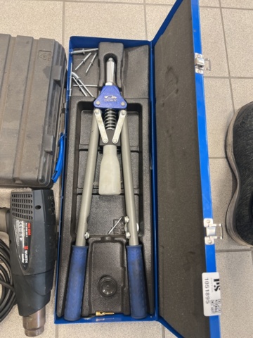 1051895-2 Rivet tool and heat gun - Lobomatic/Biltema