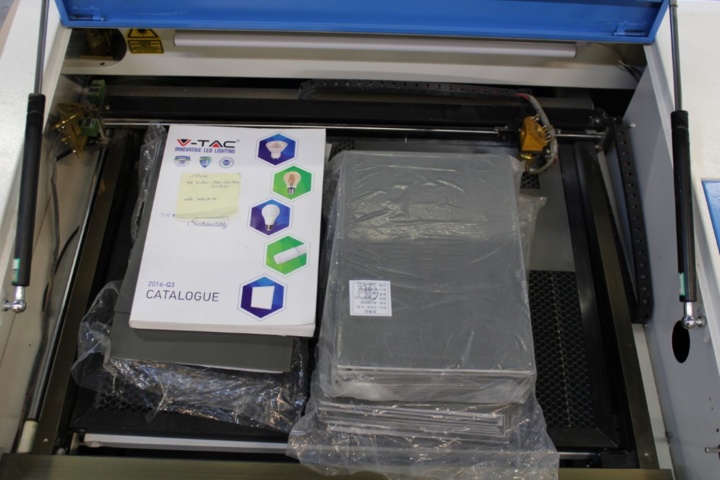 1150751-2 Co2 laserskärmaskin LZ-M46B