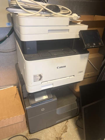 1051939-1 2 printers & 2 computer monitors