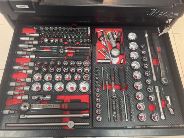 1051947-4 Tool trolley with contents - Wurth