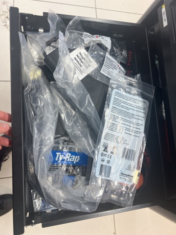 1051948-5 Tool trolley with contents Wuürth