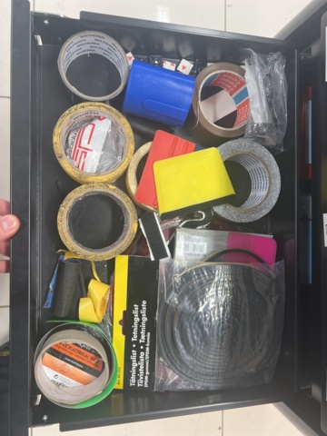 1051948-7 Tool trolley with contents Wuürth