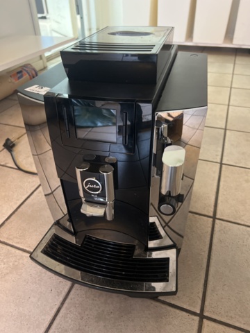 1051966-1 Coffee machine Jura WE8