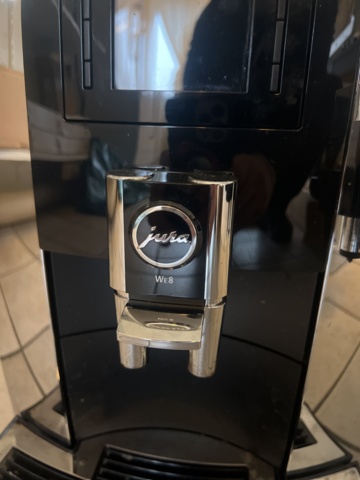 1051966-3 Coffee machine Jura WE8