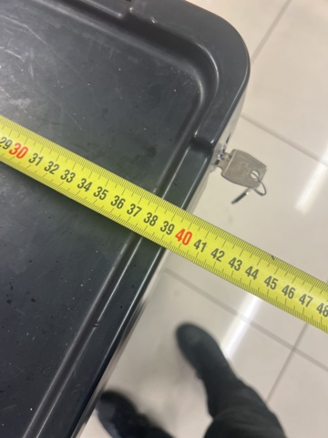 1051949-2 Tool trolley with contents - Wurth