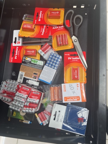 1051949-7 Tool trolley with contents - Wurth