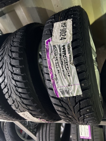 1051982-9 Däck sortiment cirka 20 uppsättningar