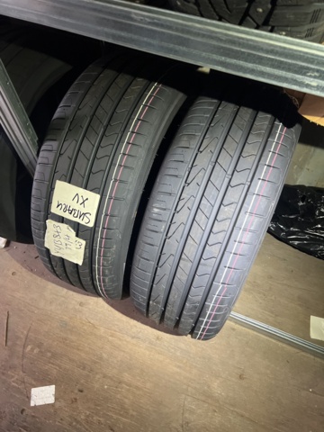 1051982-16 Däck sortiment cirka 20 uppsättningar