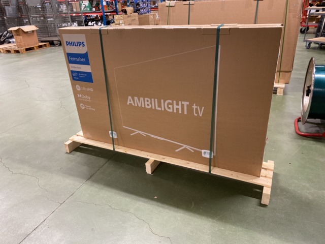 1146409-4 65" 4K LED Ambilight TV Philips 65PUS8108/12