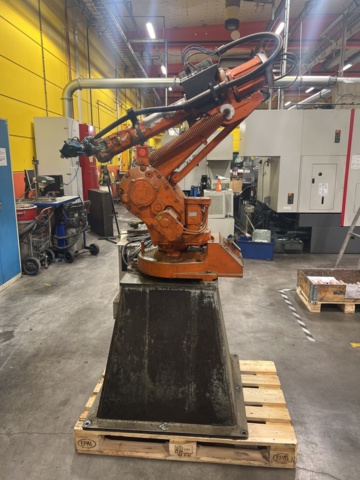 1069656-3 ABB IRB 1400 M2000 Robot