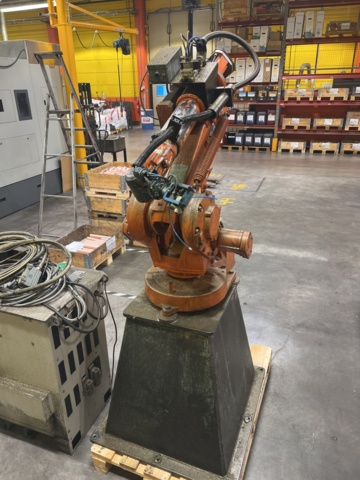 1069656-6 ABB IRB 1400 M2000 Robot