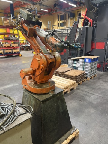 1069656-7 ABB IRB 1400 M2000 Robot