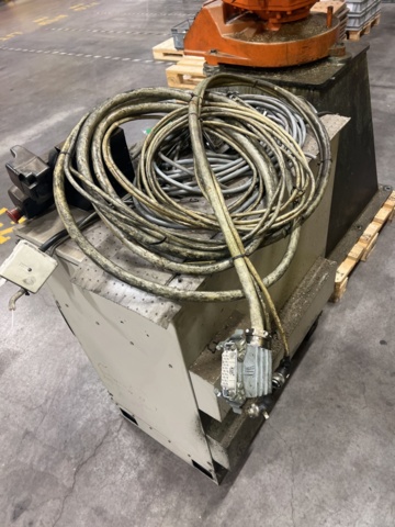 1069656-15 ABB IRB 1400 M2000 Robot