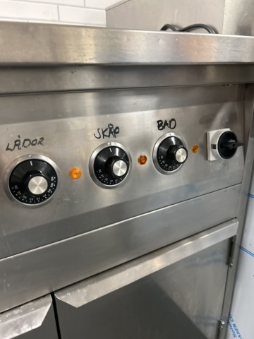 1143993-4 Heating cabinet with water bath & 3 drawers and cabinet