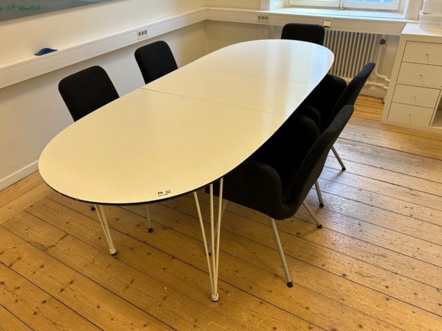 1071799-1 Conference table 3-part 5 conference chairs Patrik Ikea