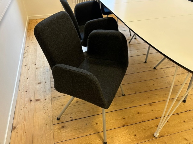 1071799-3 Conference table 3-part 5 conference chairs Patrik Ikea