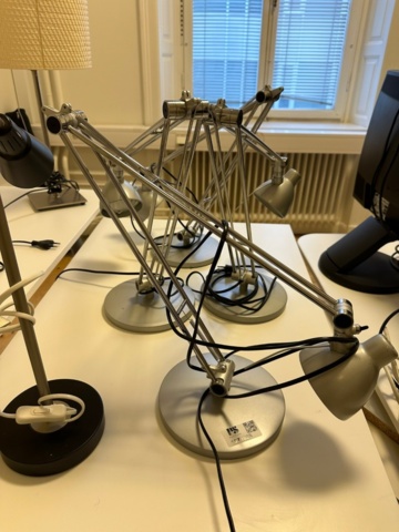 1071808-2 5 desk lamps Ikea