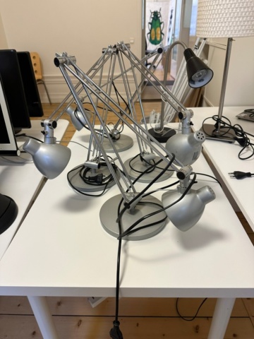 1071808-3 5 desk lamps Ikea