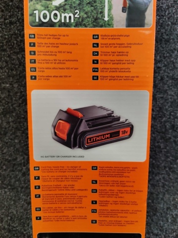 1163612-3 Häcksax Black & Decker GTC1843LB-QW