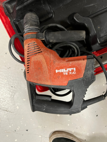 1149051-5 Collection of hand tools & accessories - Hilti