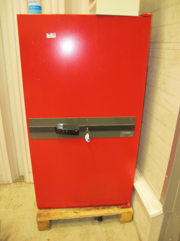 1159415-1 Safe Hadak