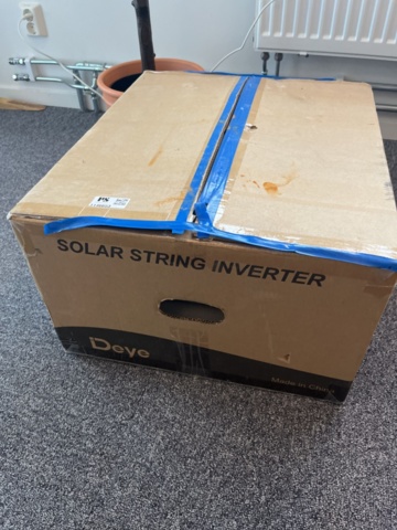 1146653-1 Inverter Deye Sun 12k-gi carton
