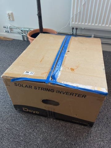 1146653-2 Inverter Deye Sun 12k-gi carton