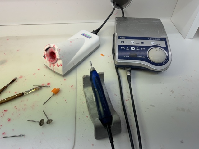 1131955-12 Workstations x6 with included dental equipment