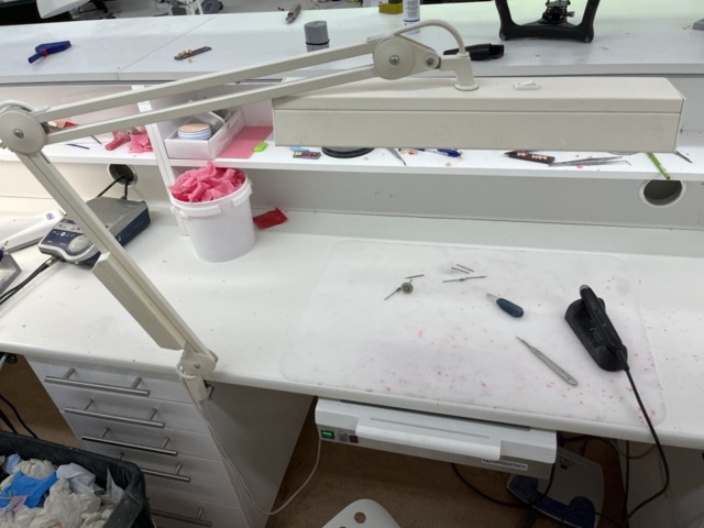 1131955-18 Workstations x6 with included dental equipment