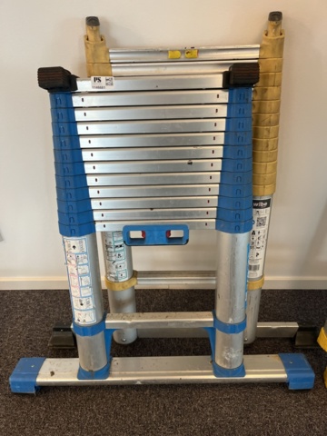 1146661-3 2 stycken Teleskop stegar Zarges / Vibe